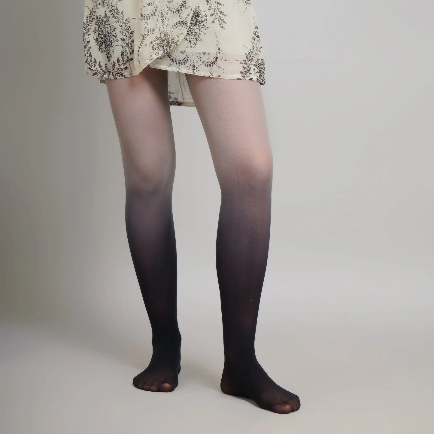 Eclipse Gradient Stockings - Black Ombre Totka