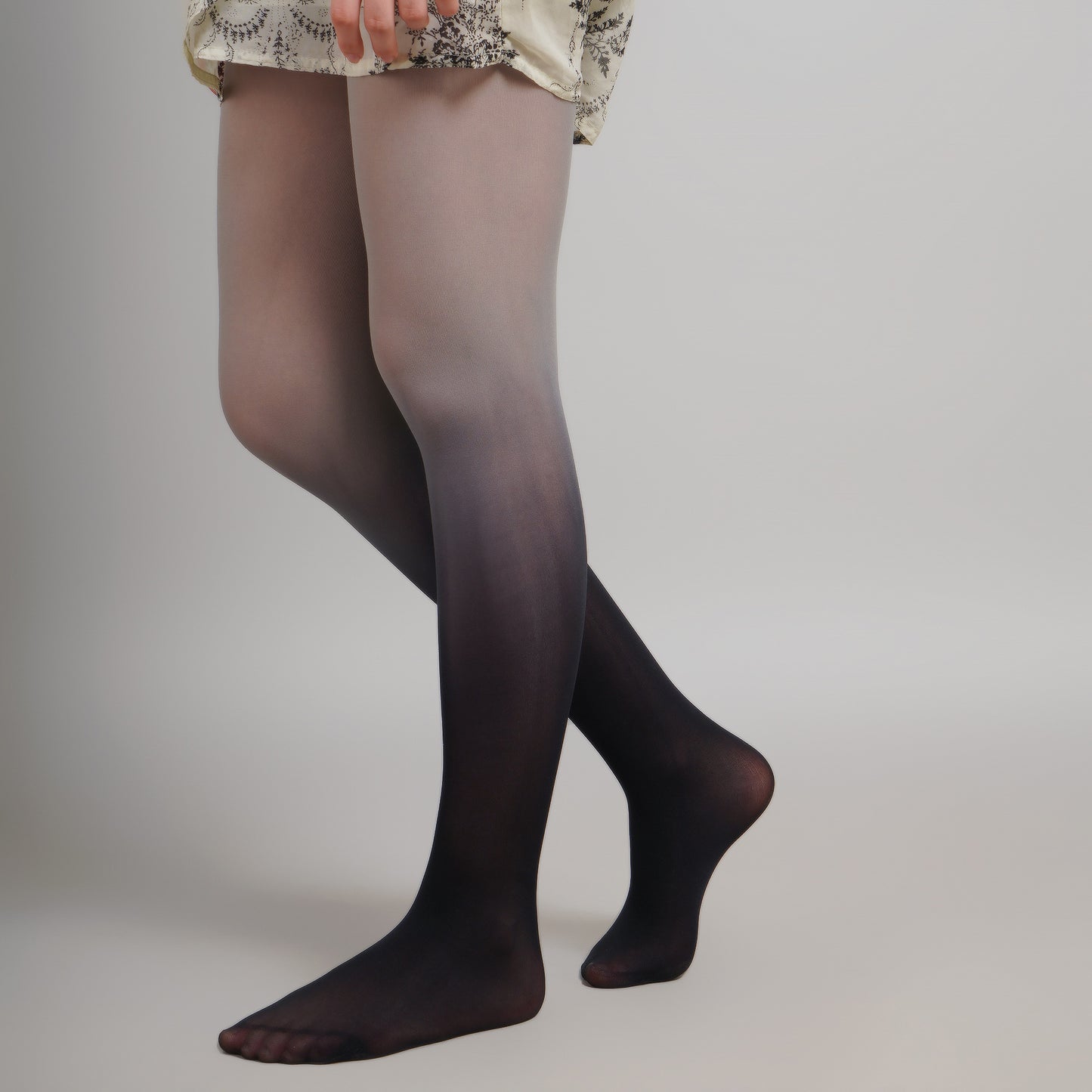 Eclipse Gradient Stockings - Black Ombre