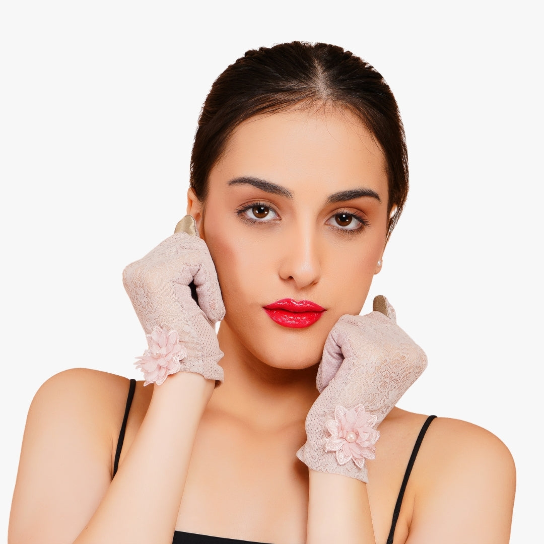 Wisteria Gloves - Pastel Lavender Floral Gloves touchscreen enabled