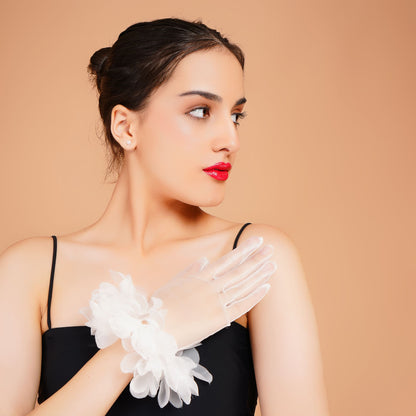 Gloriosa Gloves - White Lace Elegant Gloves for Women