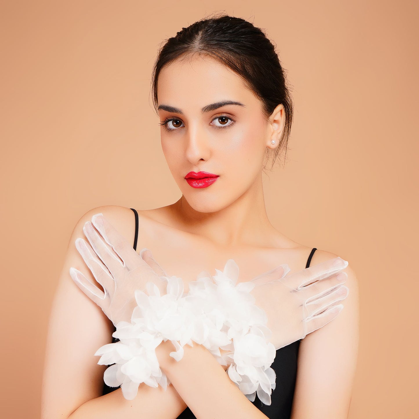 Gloriosa Gloves - White Lace Elegant Gloves for Women