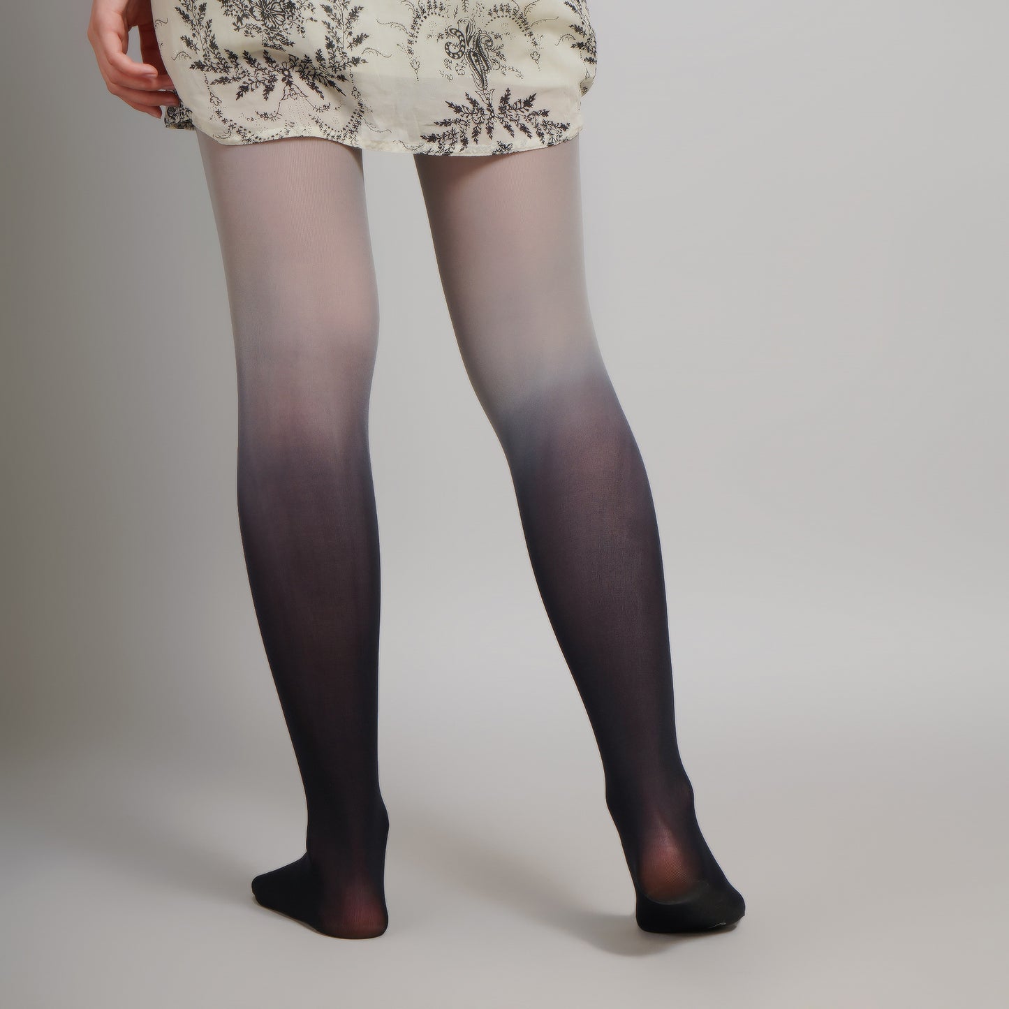 Eclipse Gradient Stockings - Black Ombre